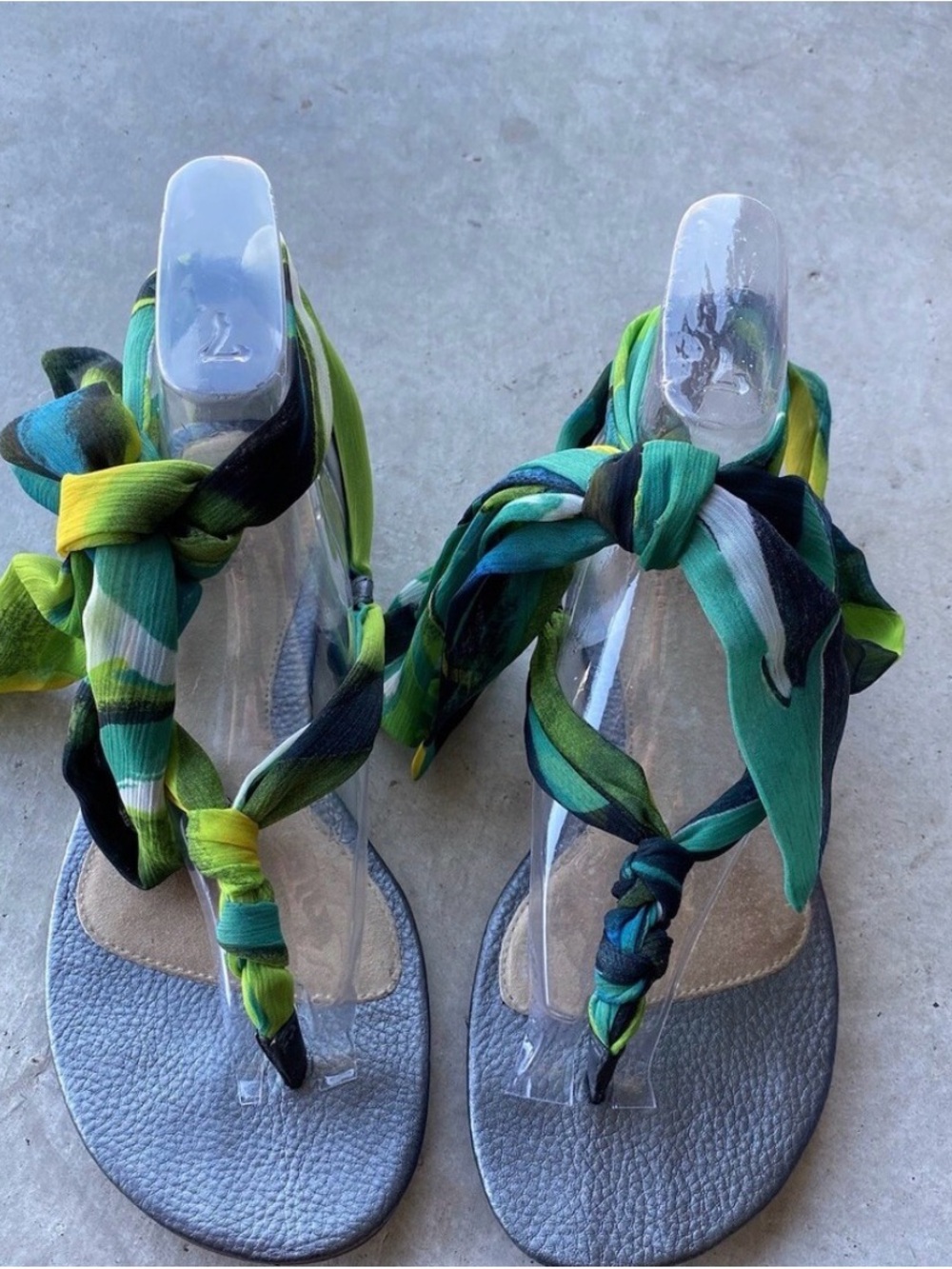UGG Green Turquoise Scarf-Tie Thong Sandals